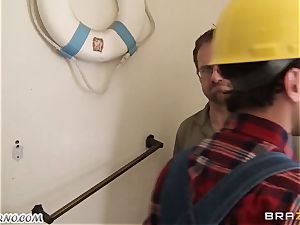 worker smashes his buxomy client Ava Addams